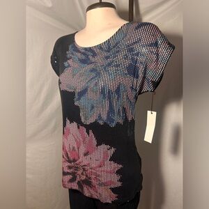 Crosby Sequin Floral Short Sley Top Size Small NWT